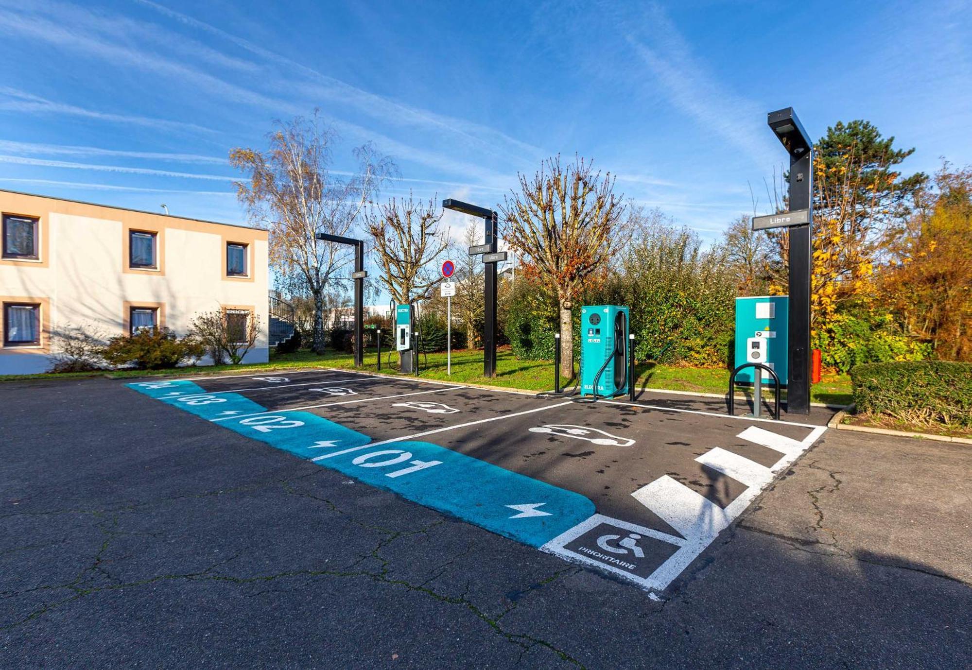 B&B Hotel Blois Nord Vallee Maillard Εξωτερικό φωτογραφία